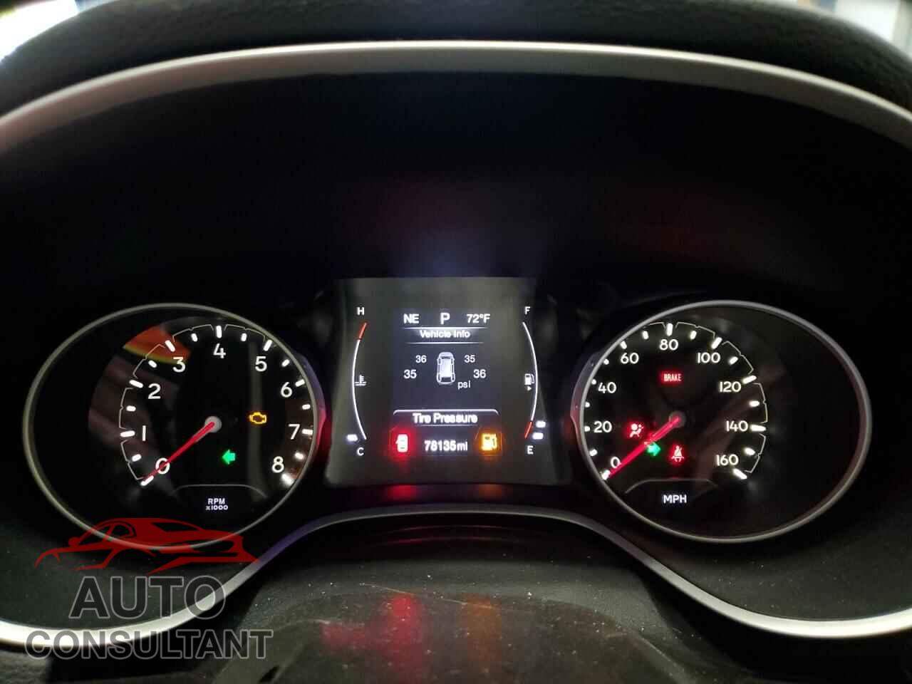 JEEP COMPASS 2018 - 3C4NJCAB2JT339464