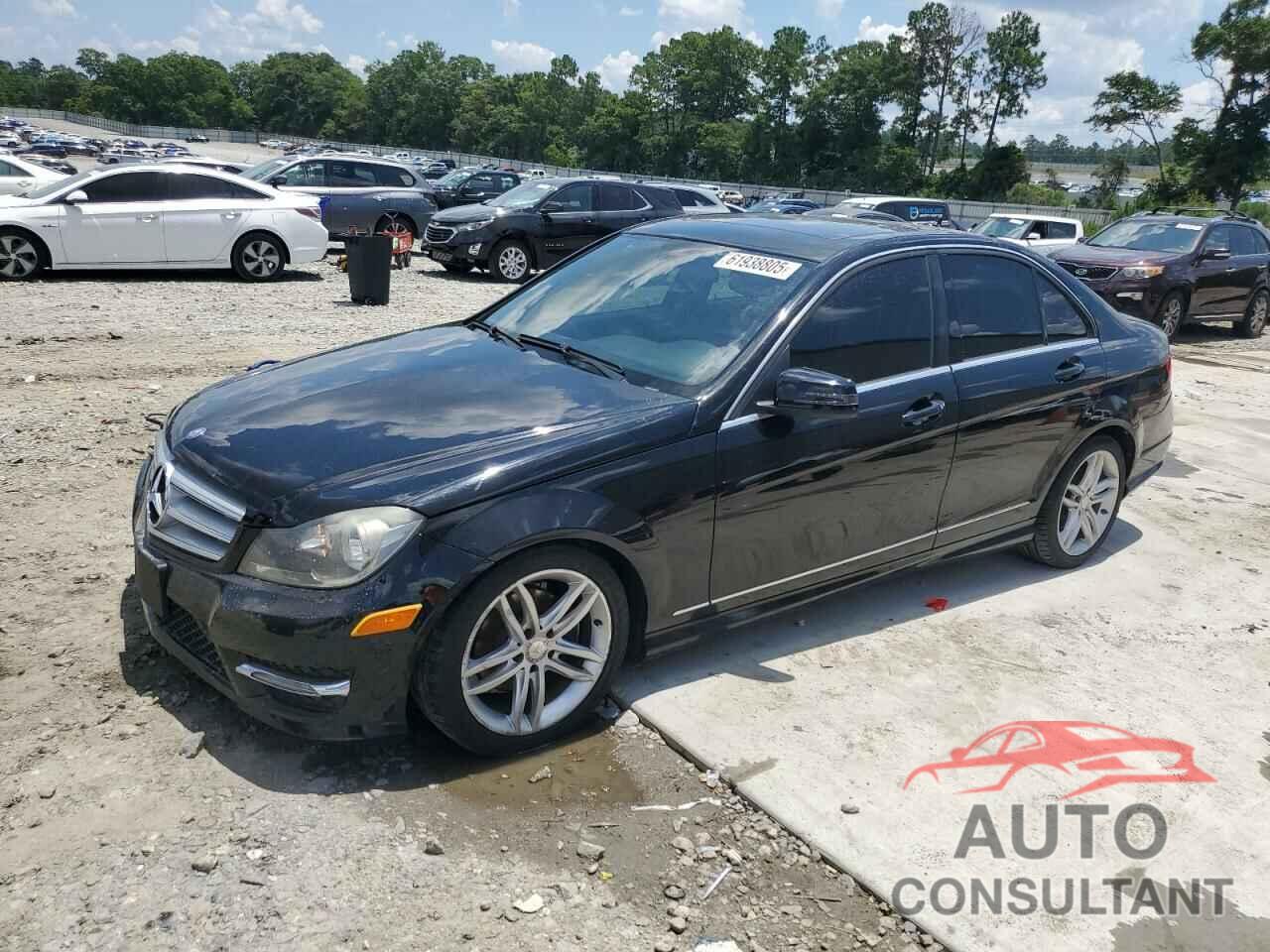 MERCEDES-BENZ C-CLASS 2012 - WDDGF8BB1CR195414
