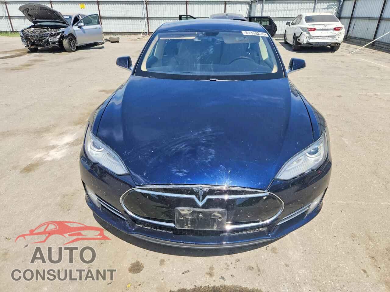 TESLA MODEL S 2013 - 5YJSA1DN9DFP07977