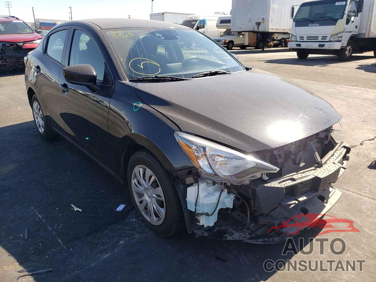 TOYOTA YARIS 2019 - 3MYDLBYV3KY503553