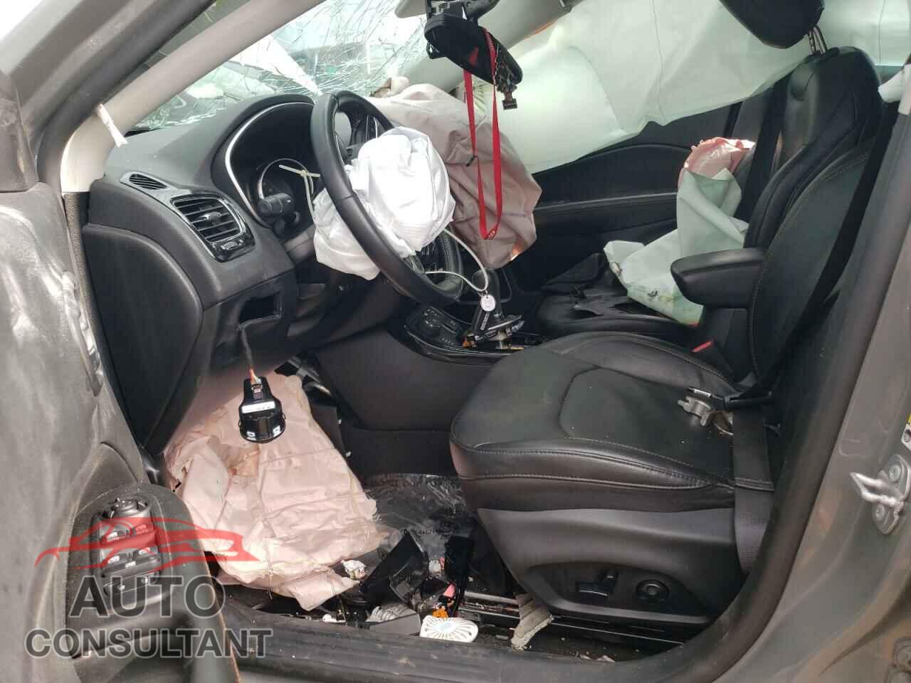 JEEP COMPASS 2021 - 3C4NJDCB9MT523677