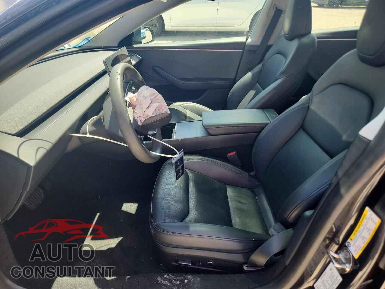 TESLA MODEL 3 2024 - 5YJ3E1EA3RF734782