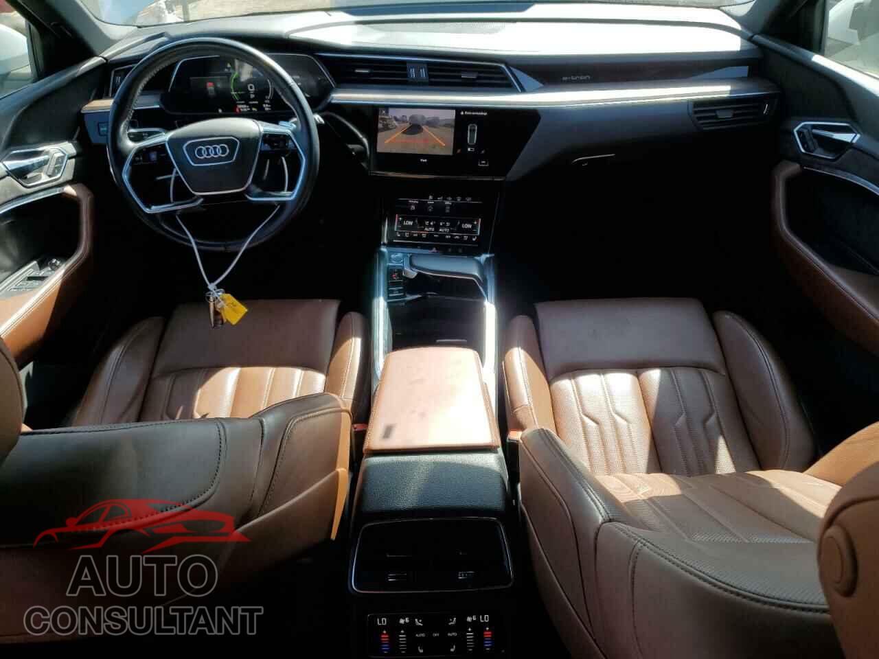 AUDI E-TRON 2019 - WA1VAAGE2KB014560