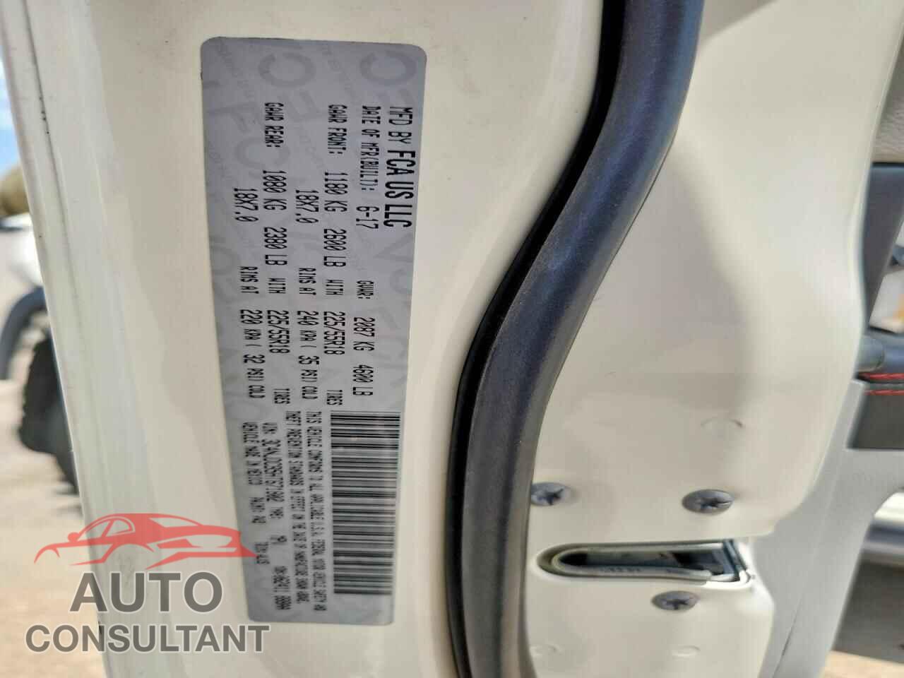 JEEP COMPASS 2017 - 3C4NJDCB5HT671802