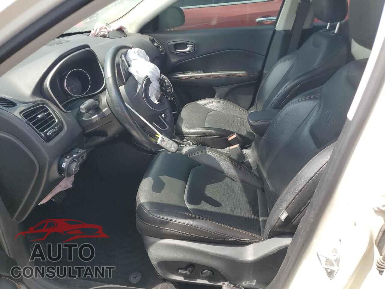 JEEP COMPASS 2018 - 3C4NJDCB5JT440596