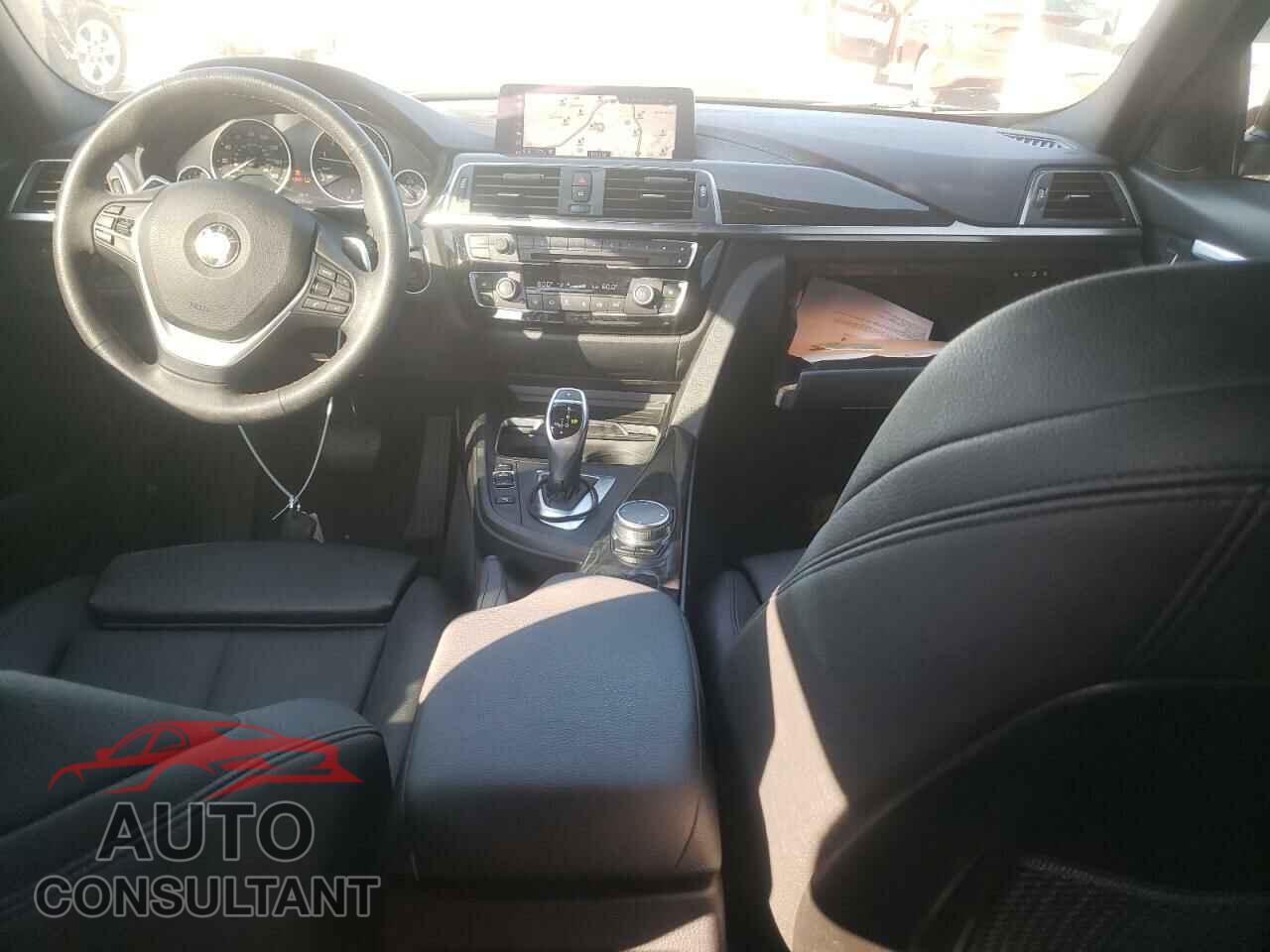BMW 3 SERIES 2018 - WBA8D9C53JA615704