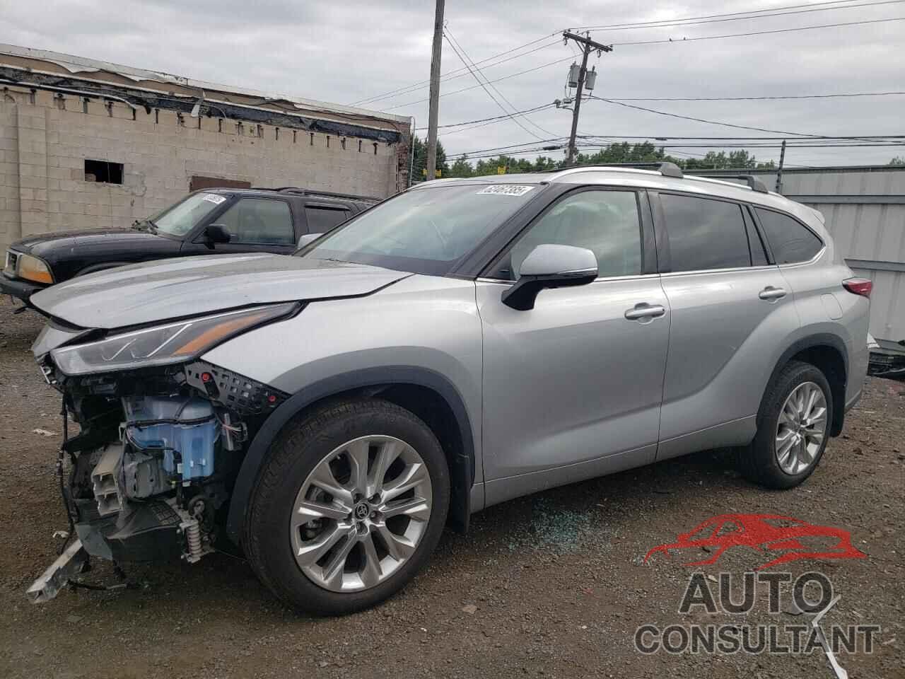TOYOTA HIGHLANDER 2022 - 5TDDZRBH1NS576022