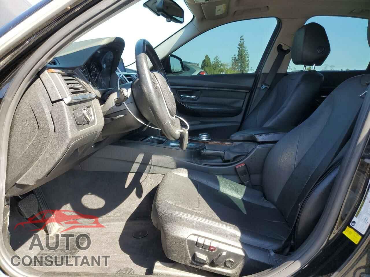BMW 3 SERIES 2015 - WBA3A5G51FNS82697