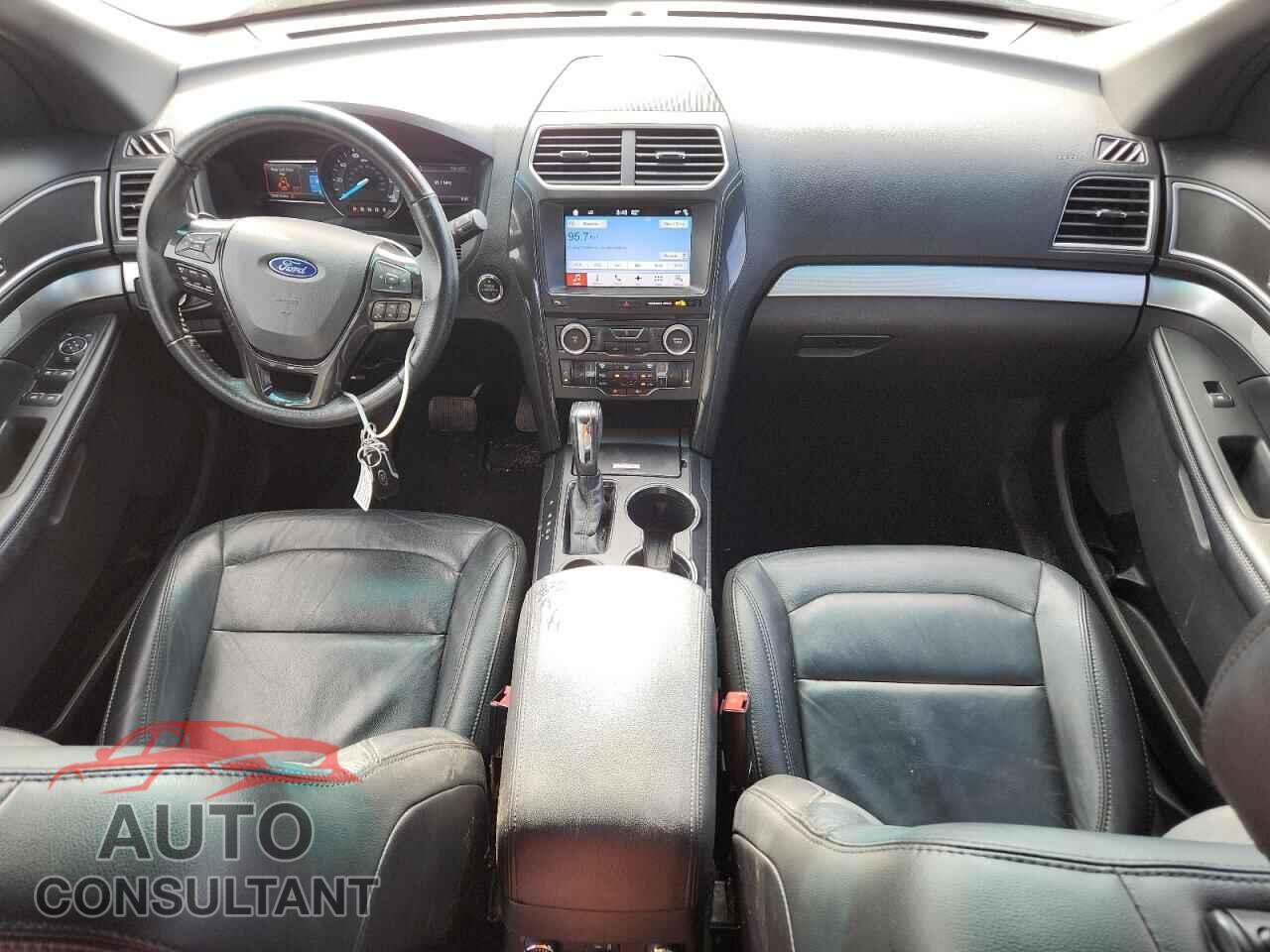 FORD EXPLORER 2017 - 1FM5K7D88HGB20782