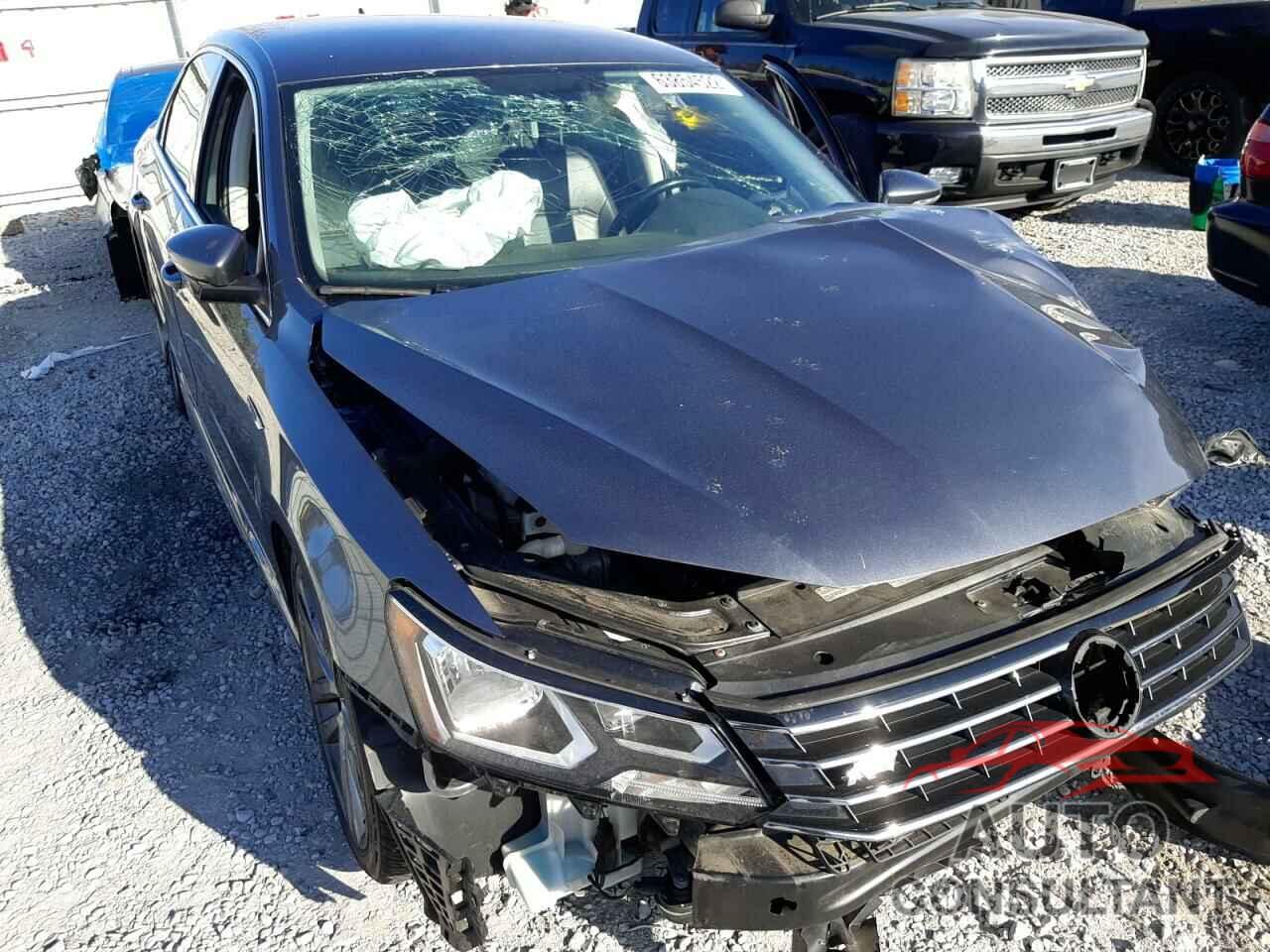 VOLKSWAGEN PASSAT 2017 - 1VWDT7A38HC075238