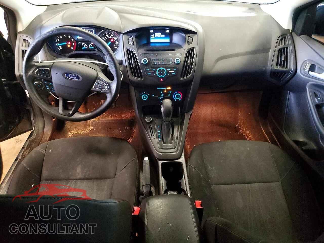FORD FOCUS 2017 - 1FADP3F29HL332347