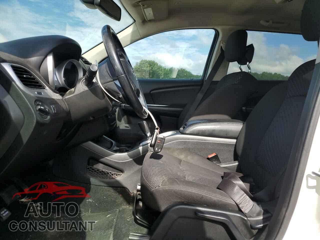 DODGE JOURNEY 2019 - 3C4PDCBB4KT758836