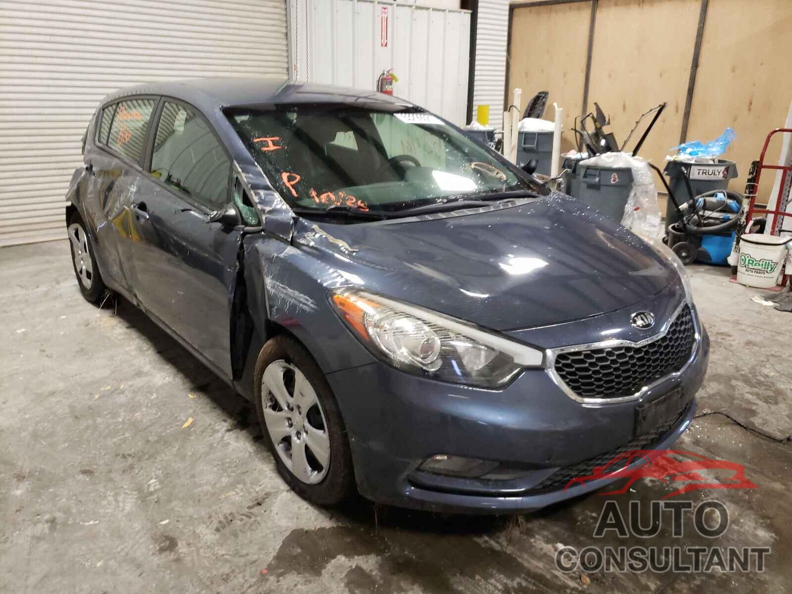 KIA FORTE 2016 - KNAFK5A84G5586198