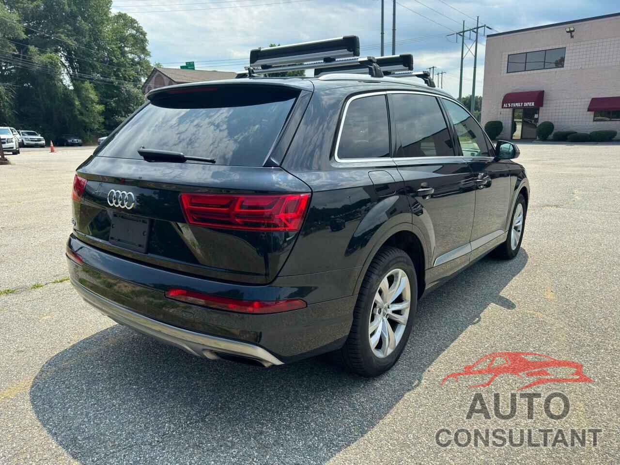 AUDI Q7 2019 - WA1LAAF75KD002854
