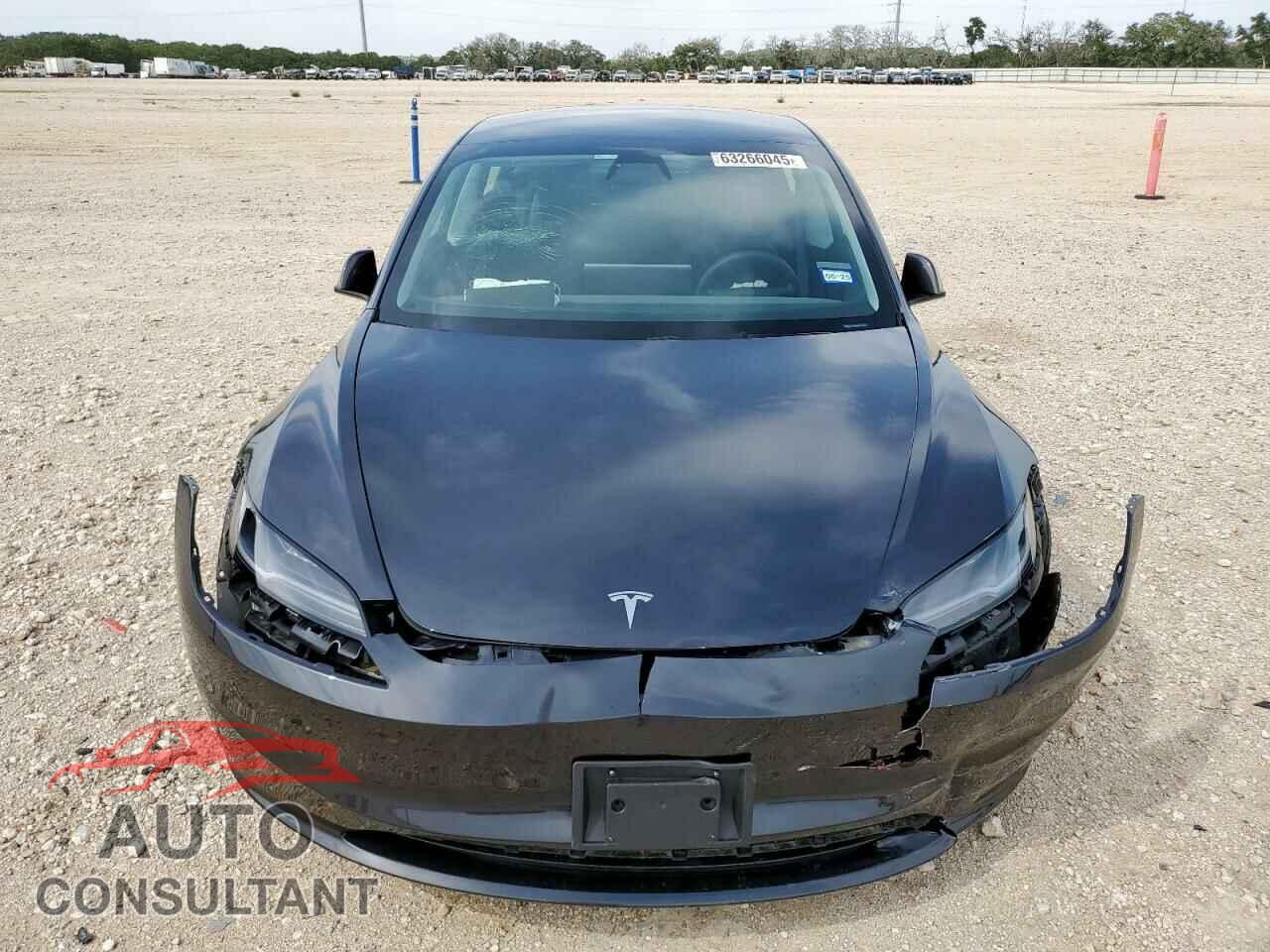 TESLA MODEL 3 2024 - 5YJ3E1EB4RF787208