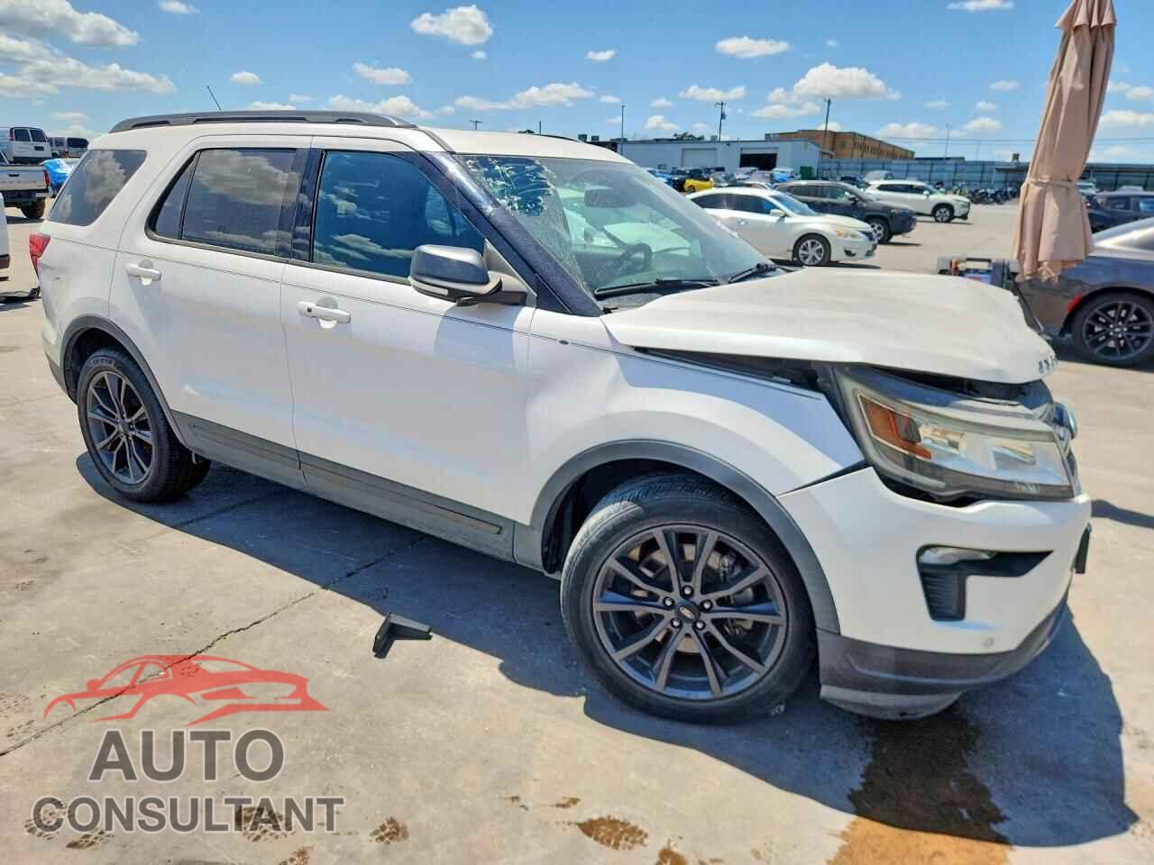 FORD EXPLORER 2018 - 1FM5K7D8XJGB78172