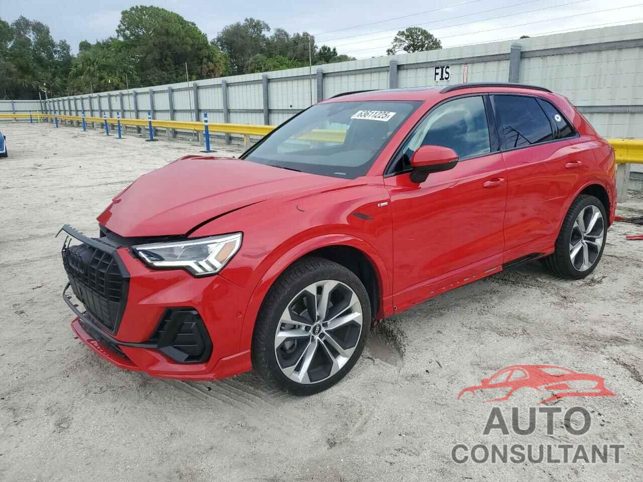 AUDI Q3 2021 - WA1EECF37M1006141