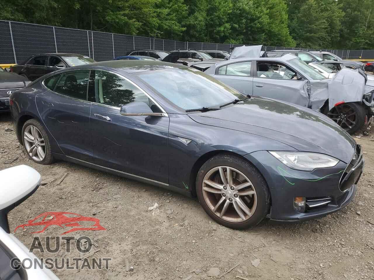 TESLA MODEL S 2015 - 5YJSA1H1XFFP72797