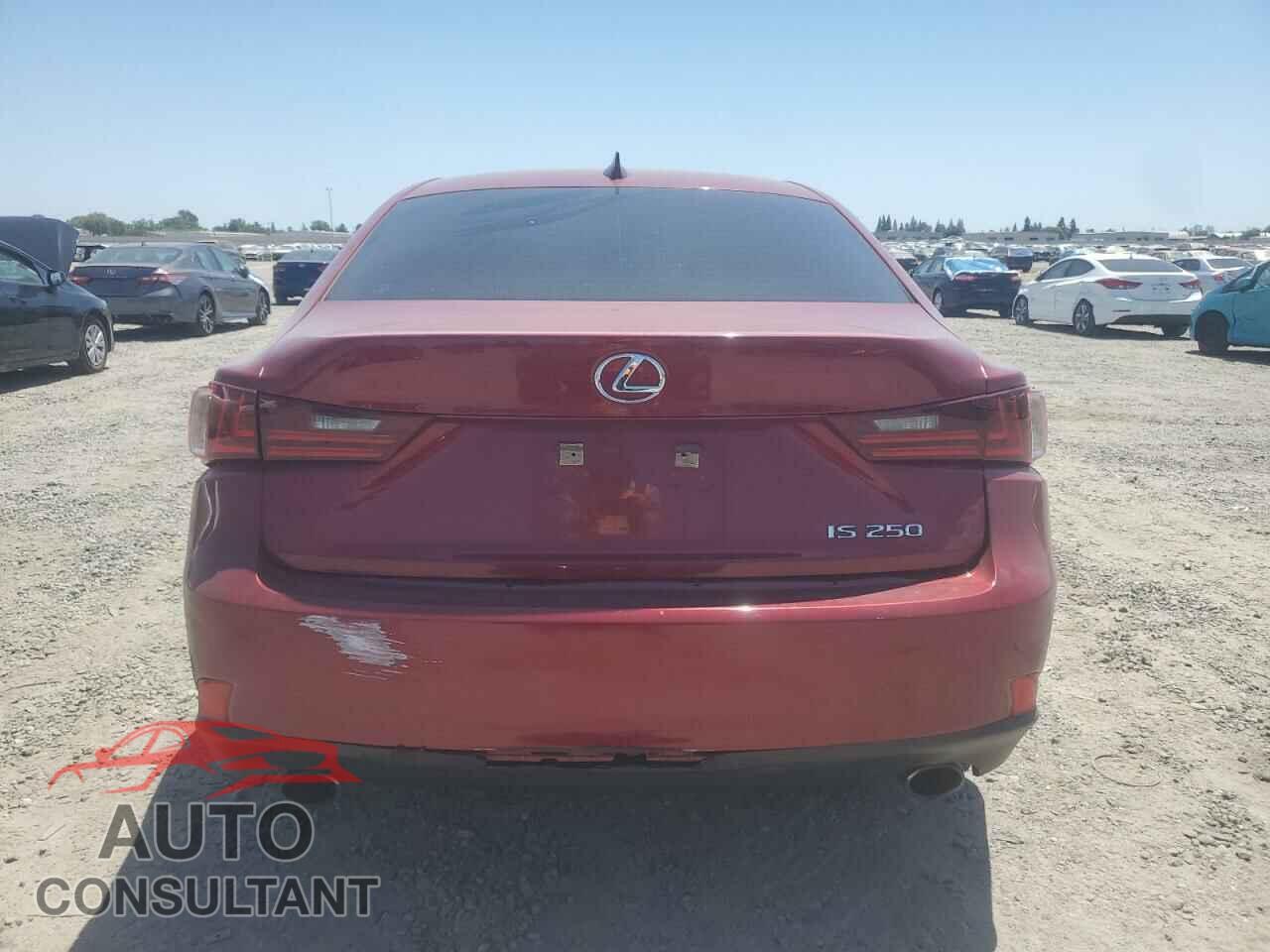 LEXUS IS 2014 - JTHBF1D21E5015320