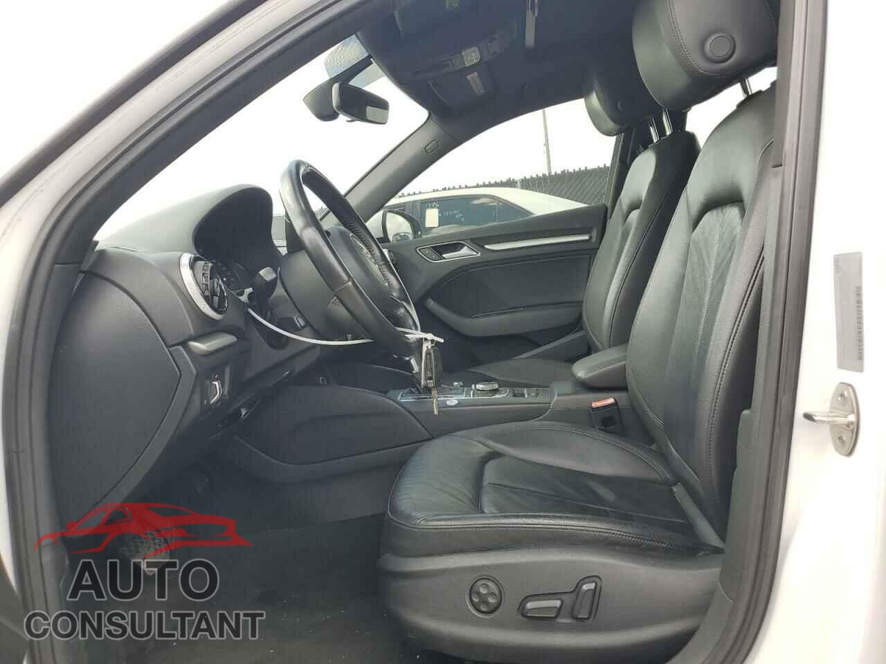 AUDI A3 2016 - WAUUPBFF0GA077375