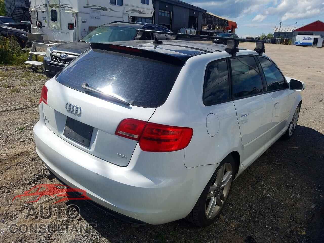 AUDI A3 2012 - WAUKJCFM7CA097534