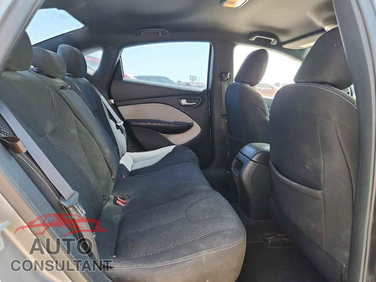 DODGE DART 2015 - 1C3CDFBB2FD286779