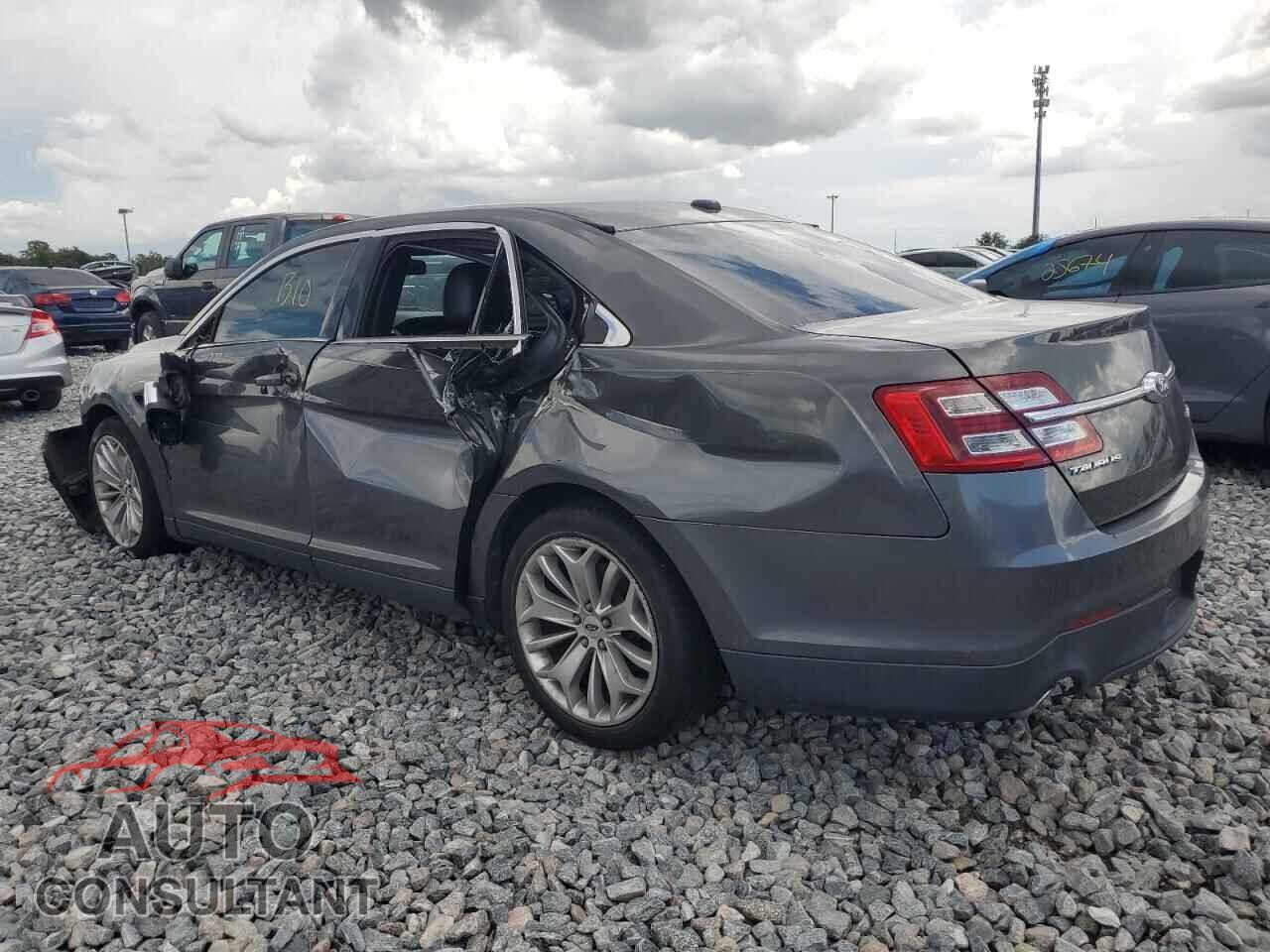 FORD TAURUS 2017 - 1FAHP2F80HG102396