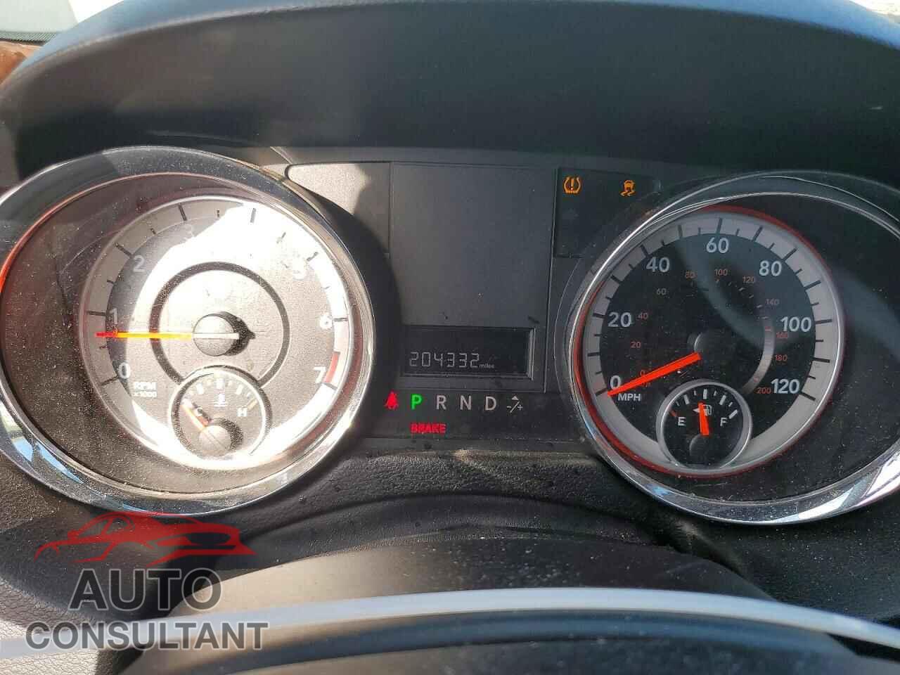 DODGE CARAVAN 2011 - 2D4RN3DG6BR728645