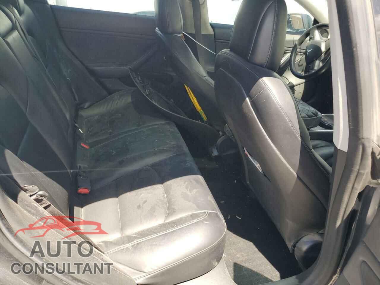 TESLA MODEL 3 2018 - 5YJ3E1EB9JF104200