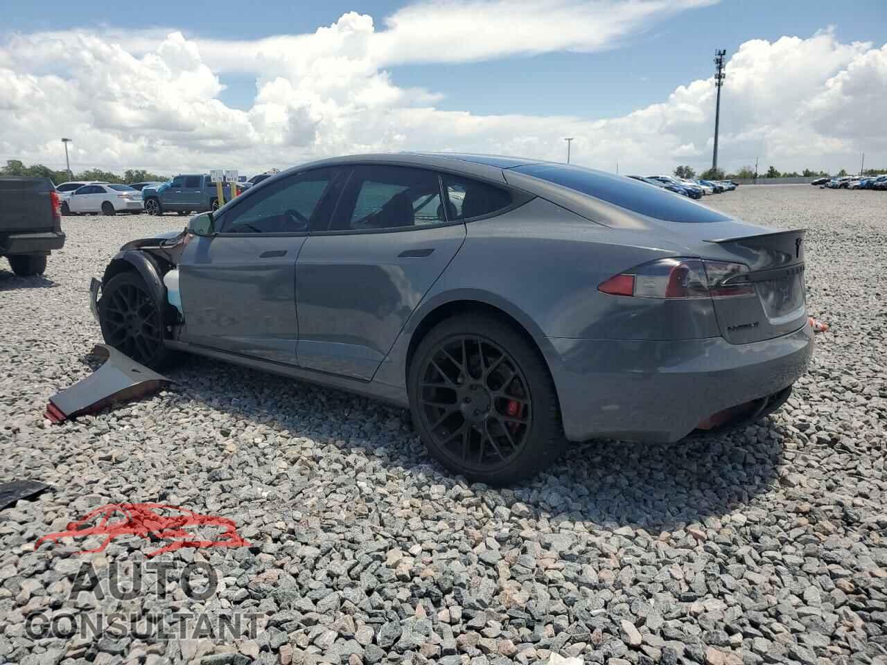 TESLA MODEL S 2018 - 5YJSA1E48JF239712