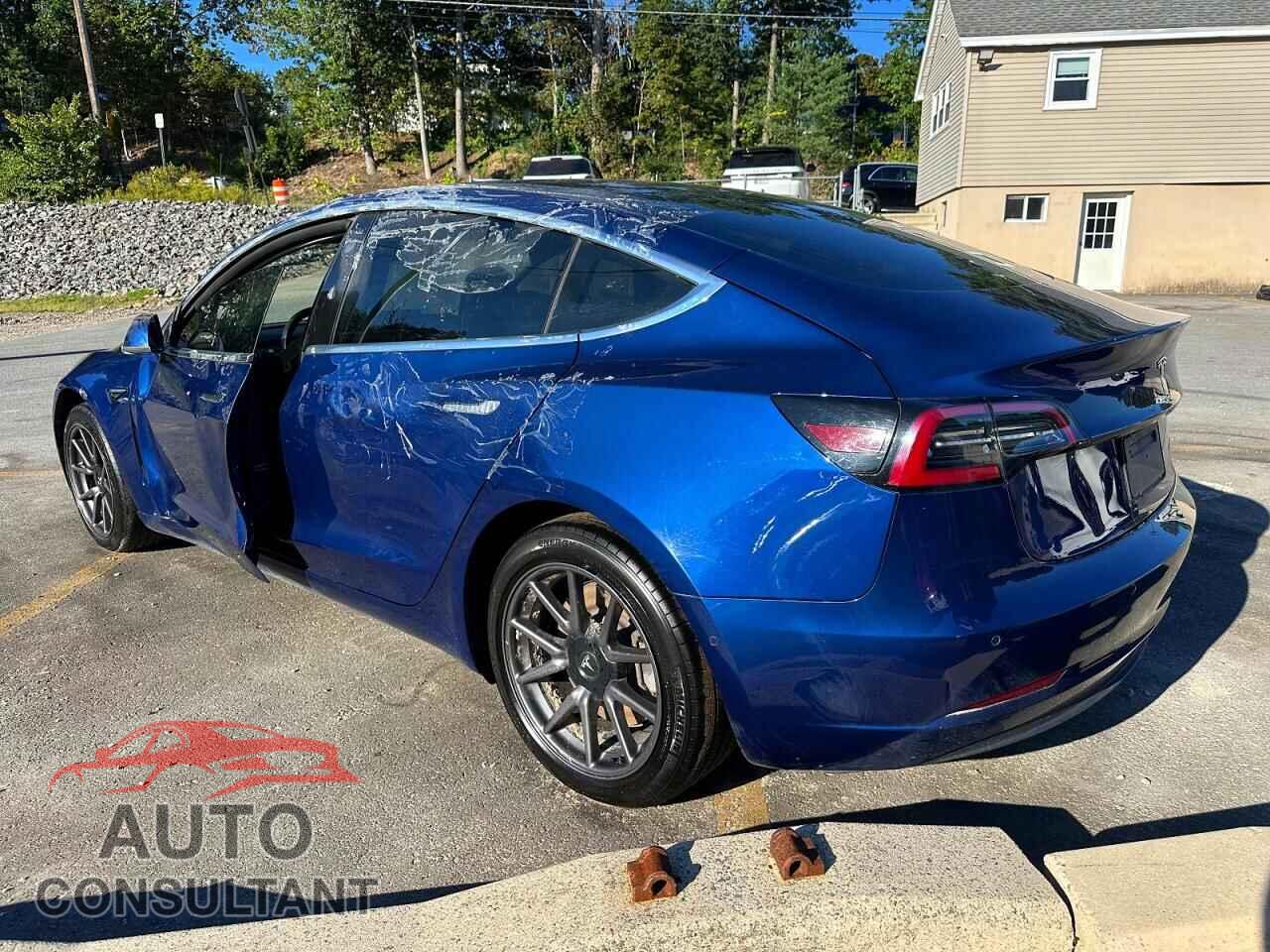 TESLA MODEL 3 2020 - 5YJ3E1EB1LF617668