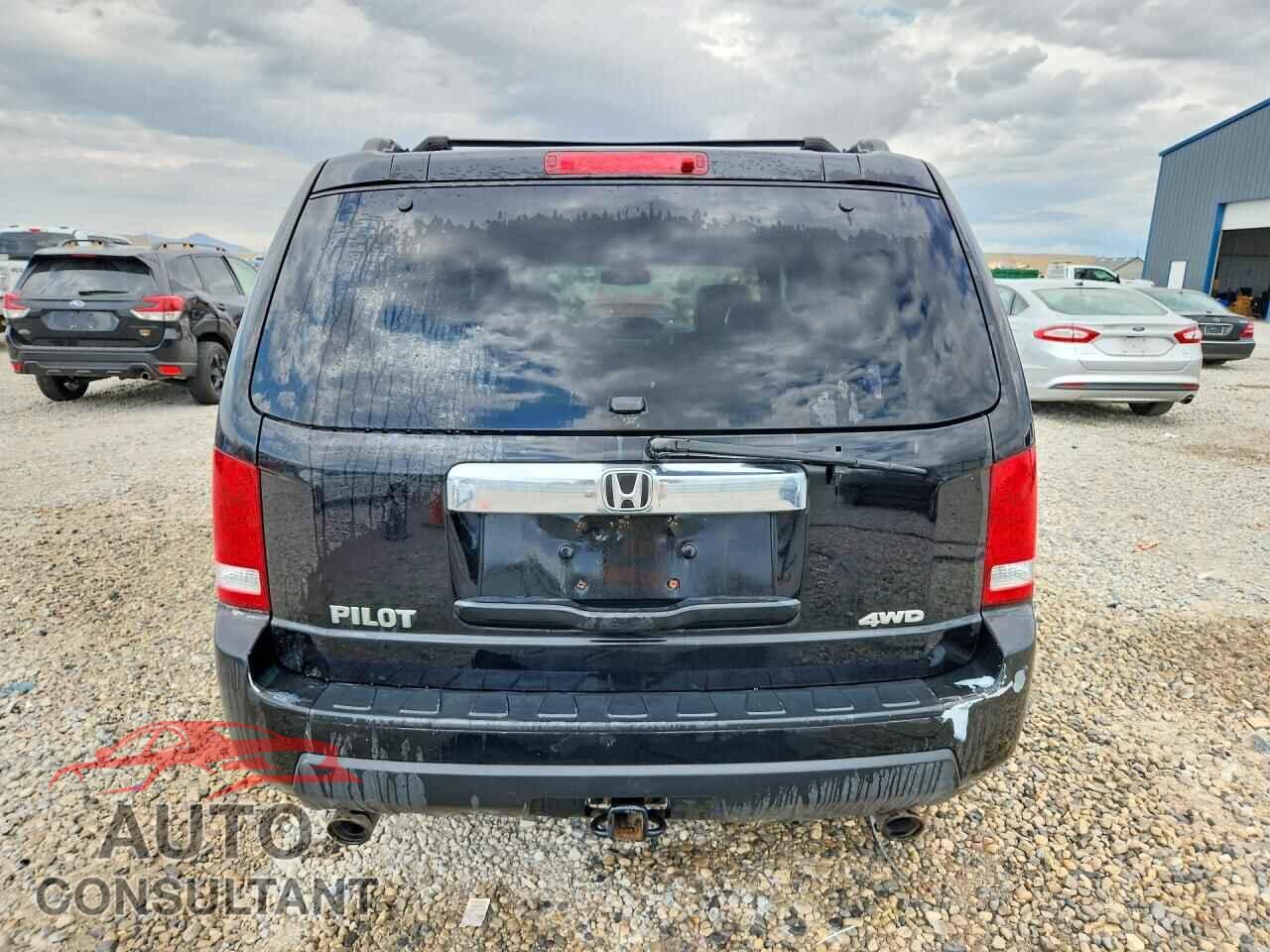 HONDA PILOT 2011 - 5FNYF4H79BB018981