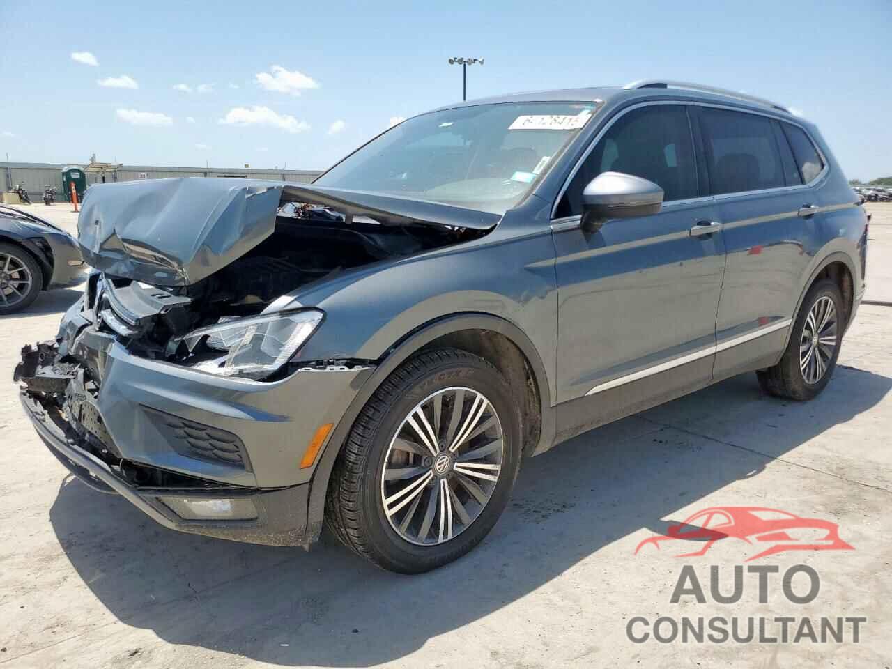 VOLKSWAGEN TIGUAN 2018 - 3VV3B7AX8JM061589