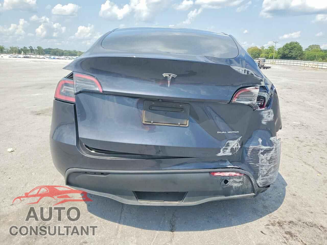 TESLA MODEL Y 2025 - 7SAYGDEEXSA346877