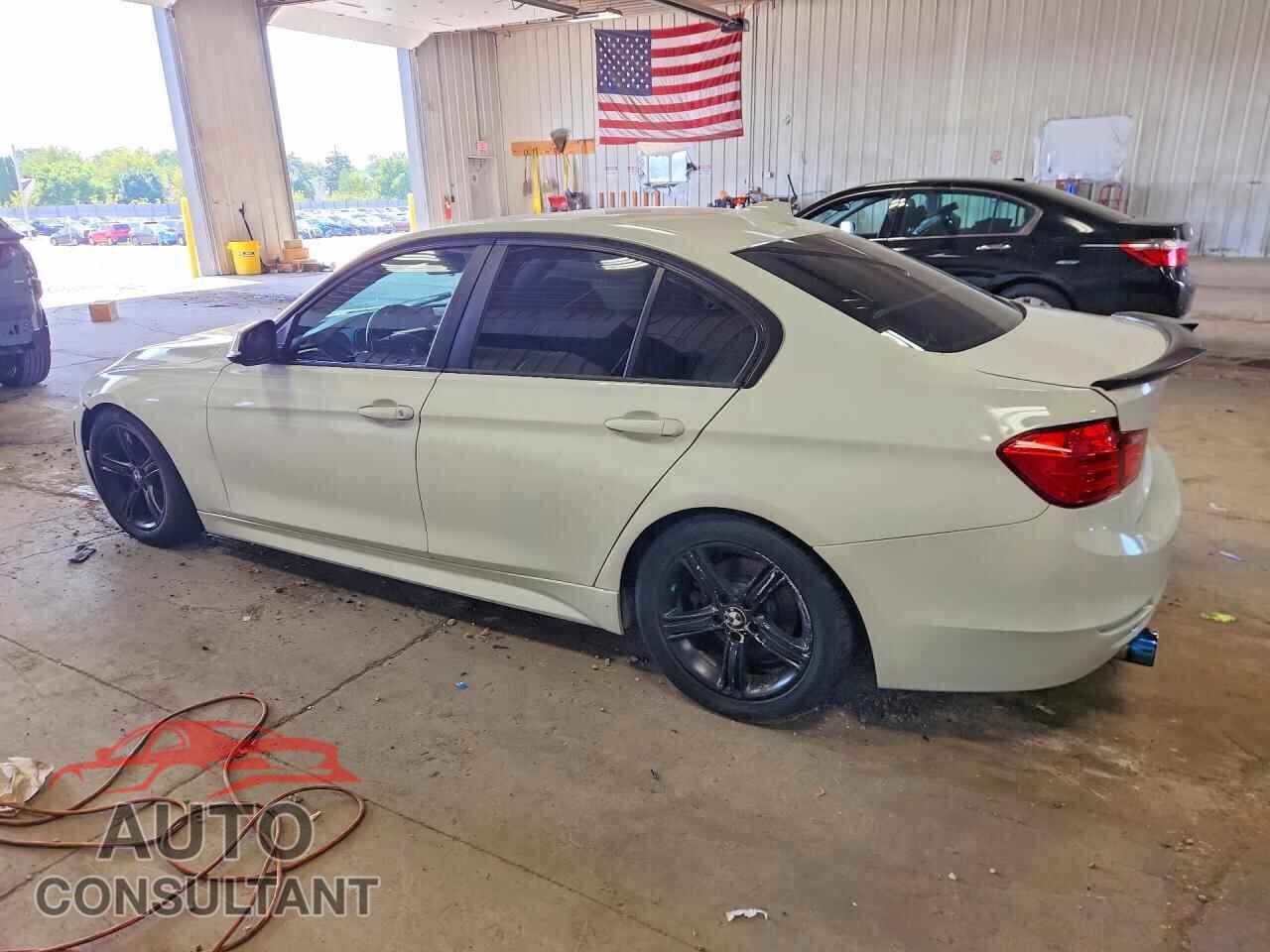 BMW 3 SERIES 2013 - WBA3B3C55DF540797