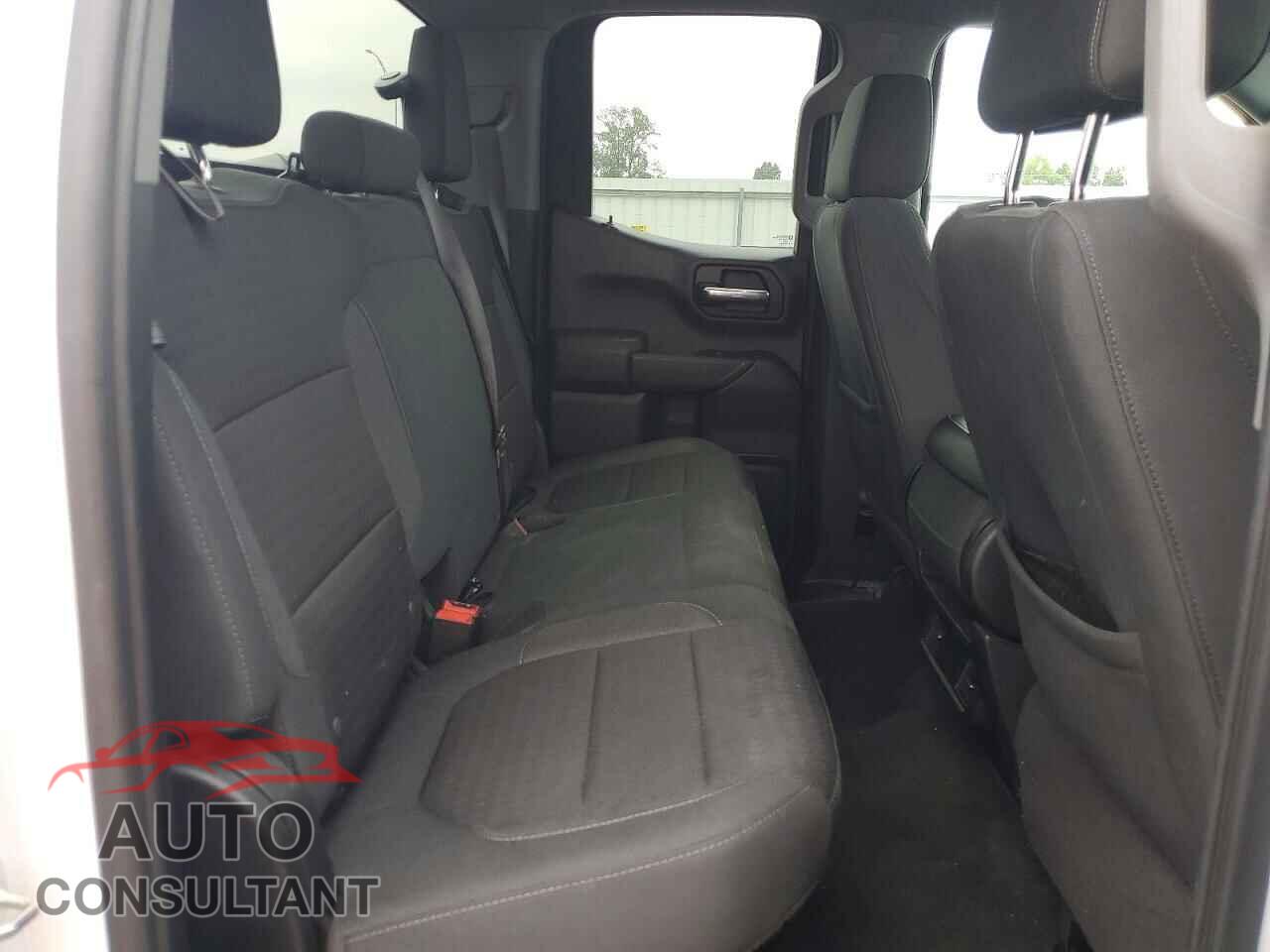 CHEVROLET SILVERADO 2020 - 1GCRYDED3LZ251100