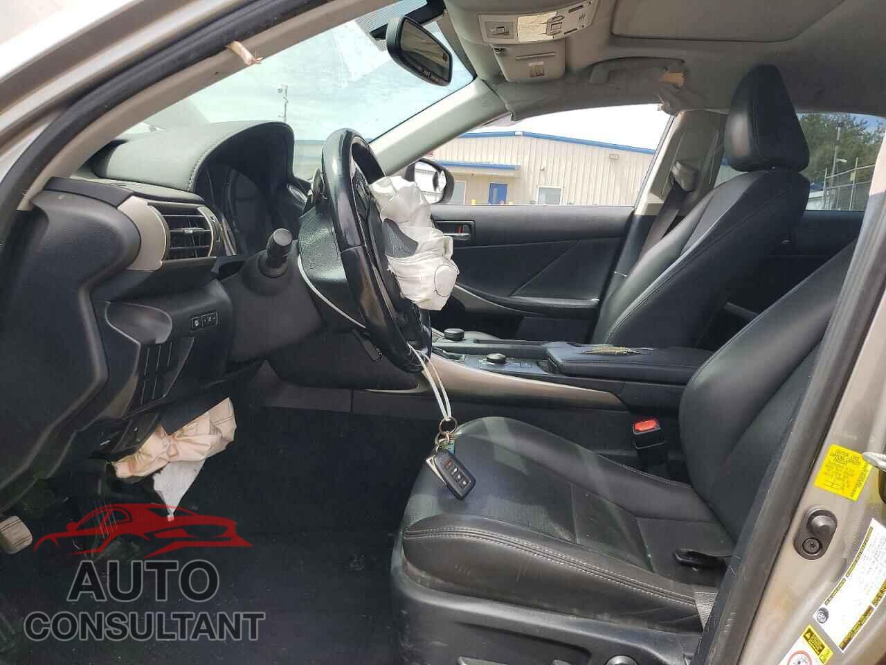 LEXUS IS 2016 - JTHBA1D28G5019785