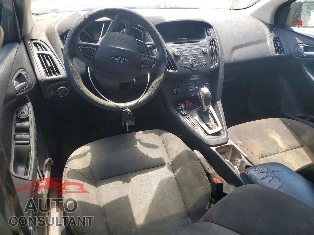 FORD FOCUS 2016 - 1FADP3K27GL241016