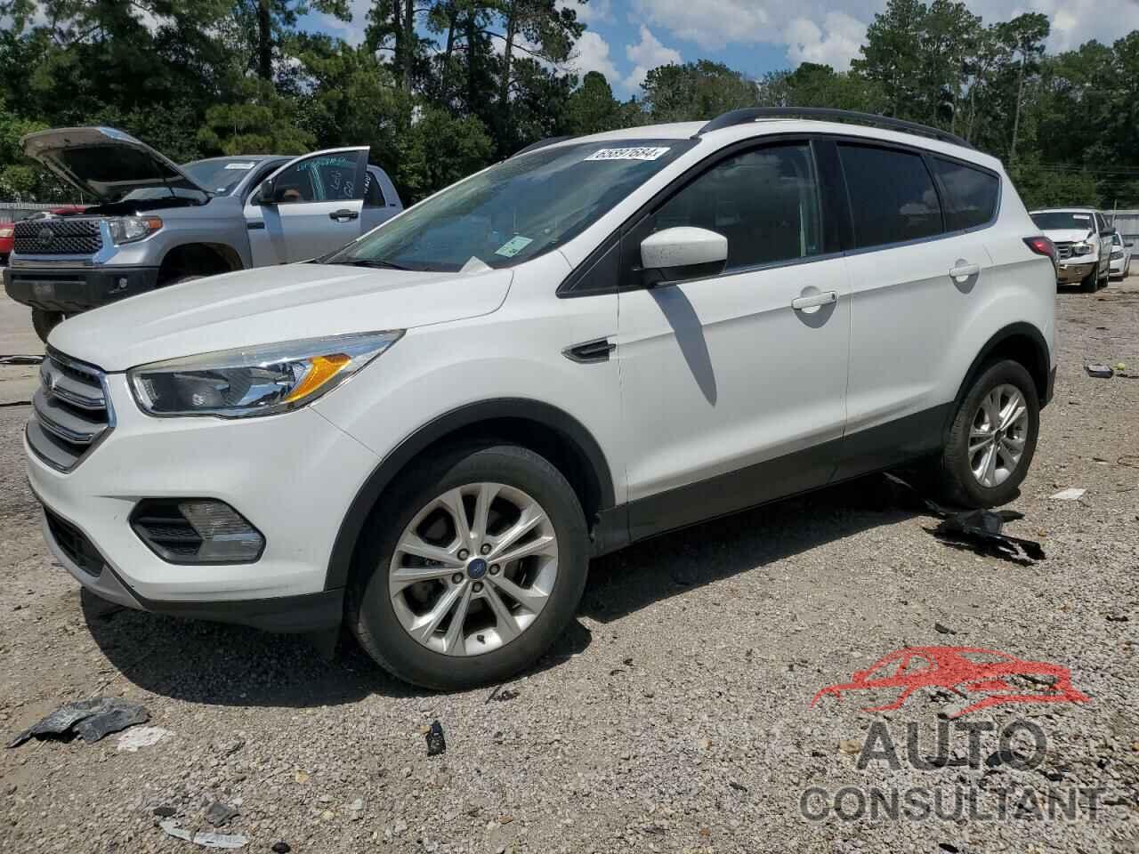 FORD ESCAPE 2018 - 1FMCU0GD2JUA21089