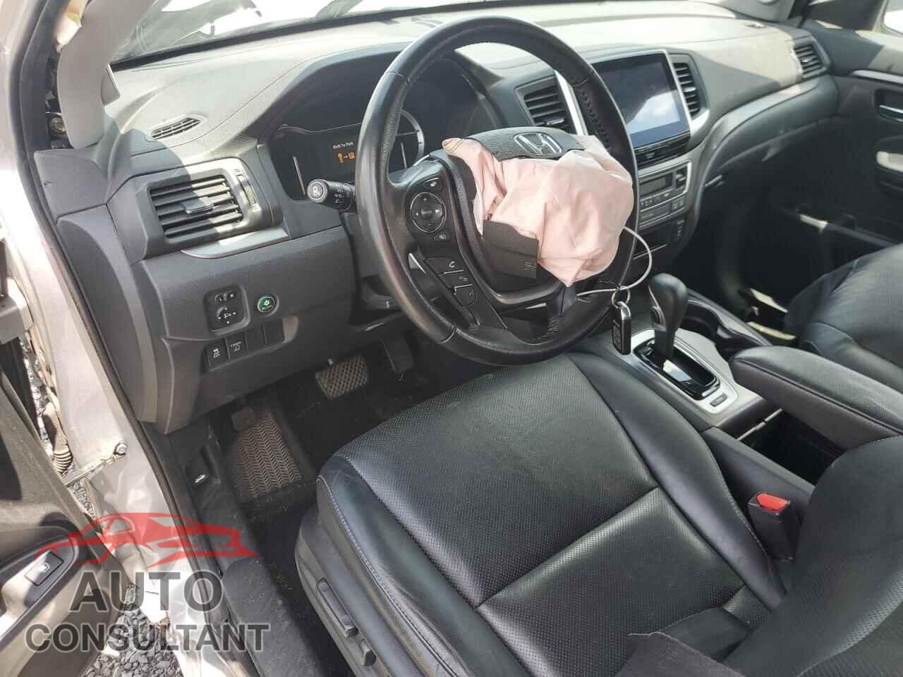 HONDA RIDGELINE 2017 - 5FPYK2F62HB007170
