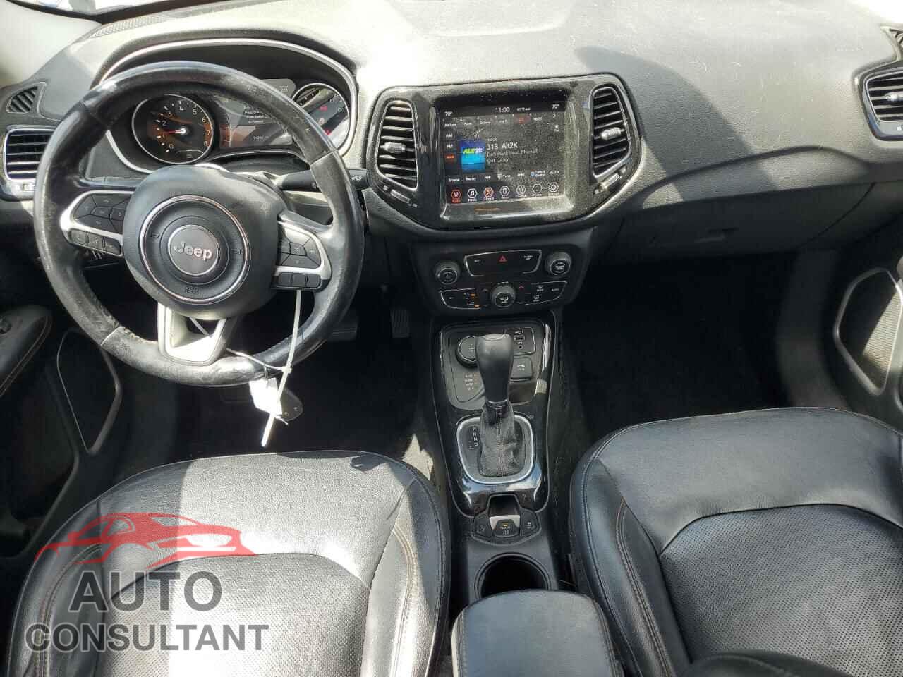 JEEP COMPASS 2020 - 3C4NJDCB2LT170553