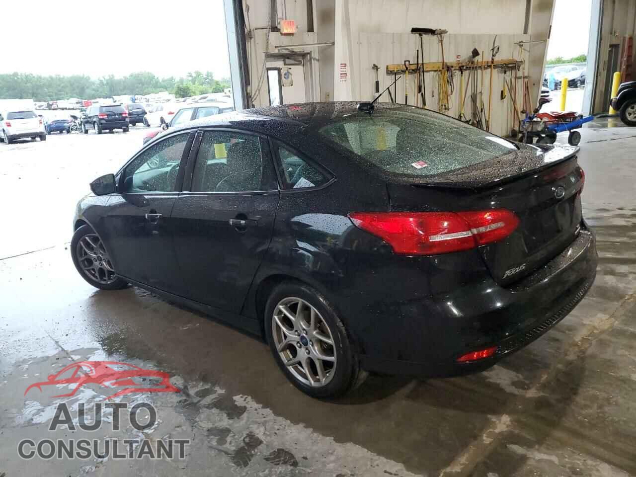 FORD FOCUS 2015 - 1FADP3F23FL287371