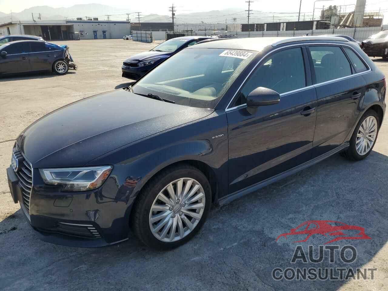 AUDI A3 2017 - WAUTPBFF3HA108955