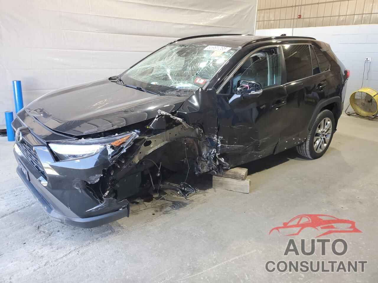 TOYOTA RAV4 2021 - 2T3A1RFV1MW152637