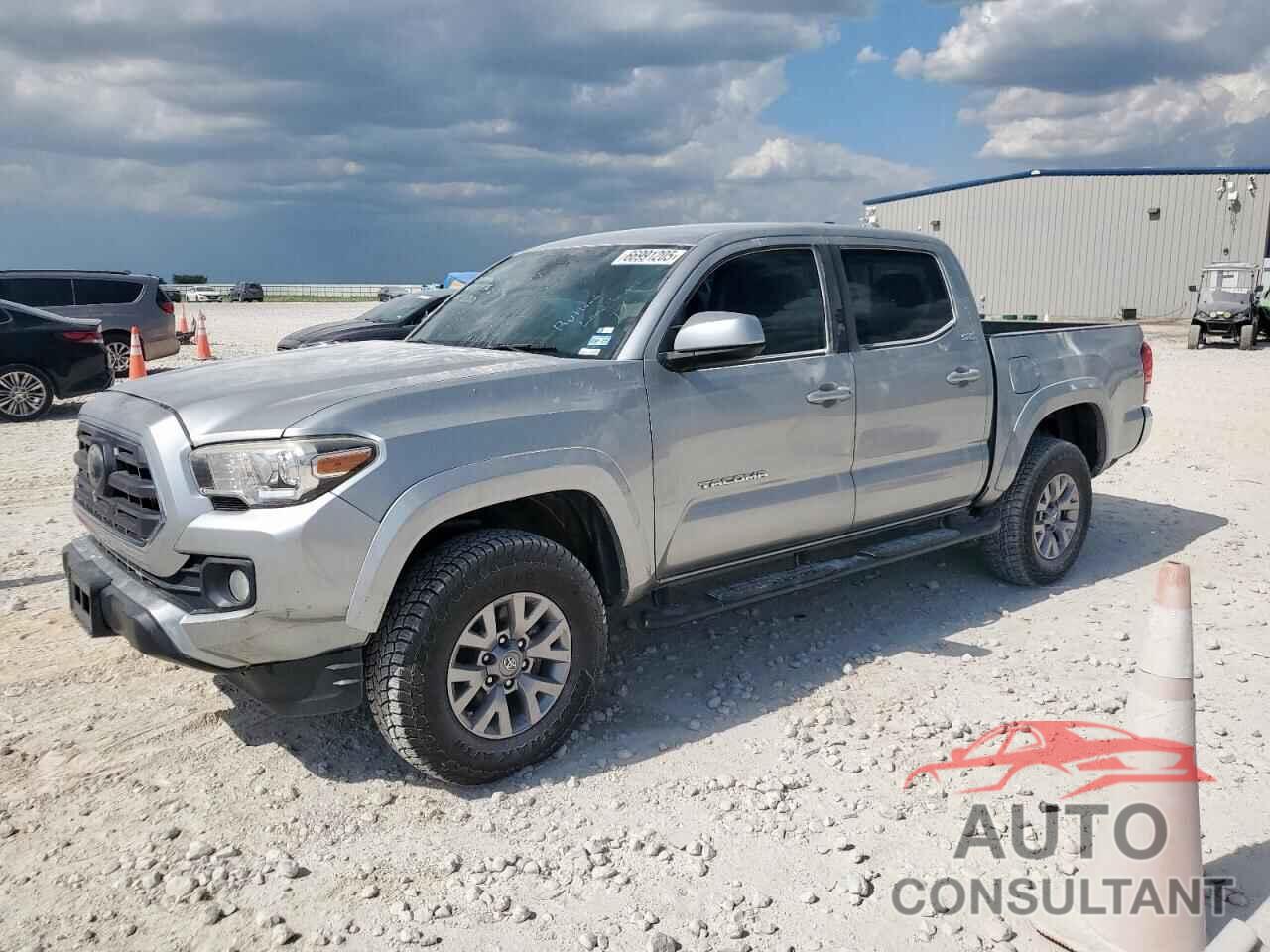 TOYOTA TACOMA 2018 - 5TFAZ5CN9JX067168