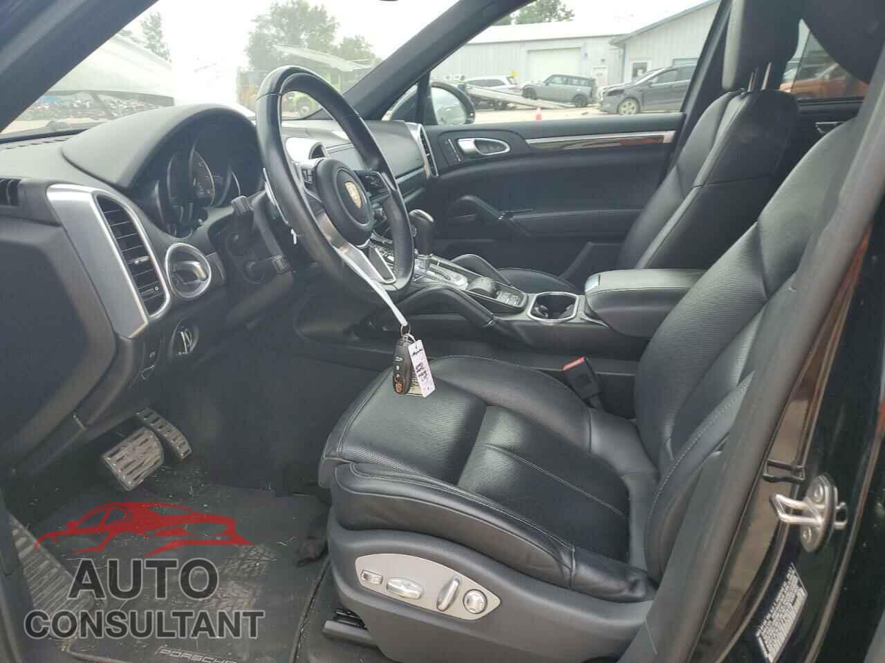 PORSCHE CAYENNE 2017 - WP1AE2A29HLA75516