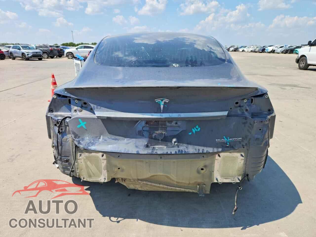 TESLA MODEL 3 2018 - 5YJ3E1EB3JF078810