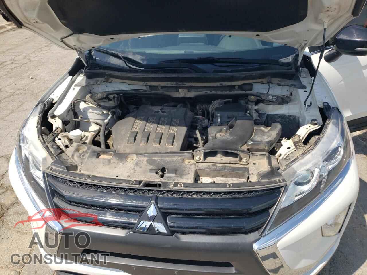 MITSUBISHI ECLIPSE 2018 - JA4AT4AA9JZ067682