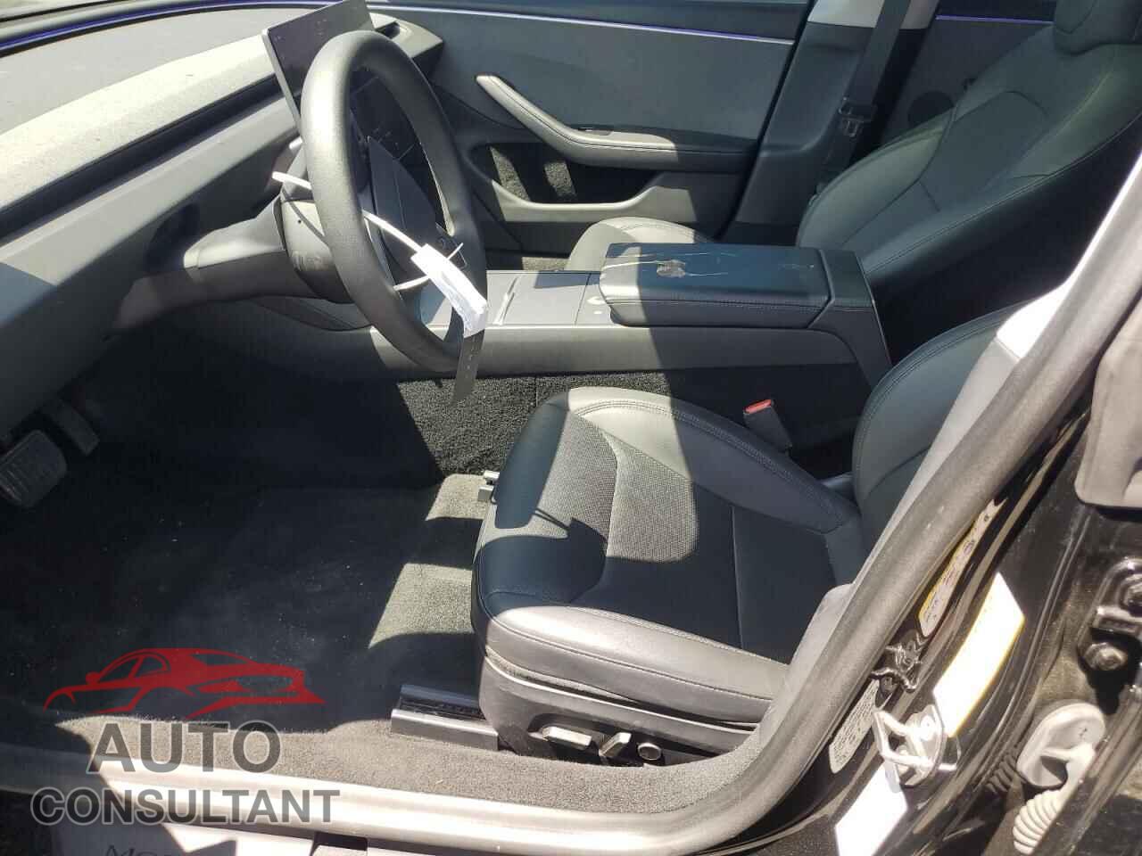 TESLA MODEL 3 2024 - 5YJ3E1EA4RF732278