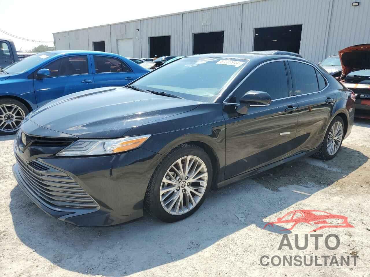 TOYOTA CAMRY 2020 - 4T1F11AK8LU389010